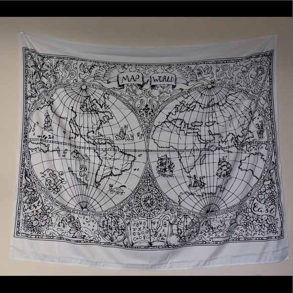 World map tapestry - Picture 1 of 1